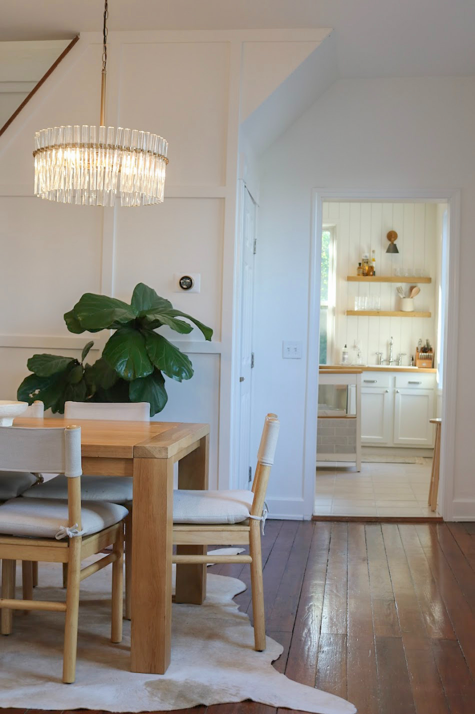 The Sweet House nestled in walkable Hyde Park - Photo 3