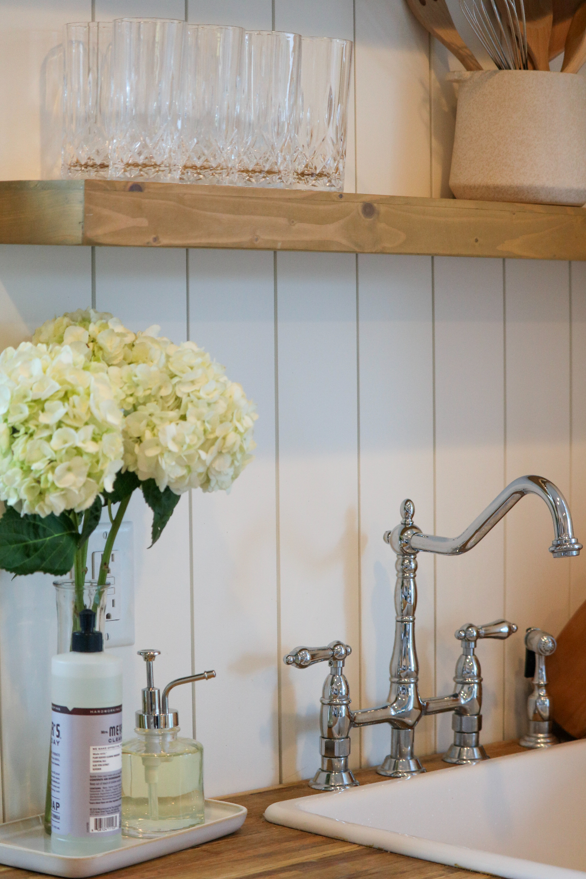 The Sweet House nestled in walkable Hyde Park - Photo 8