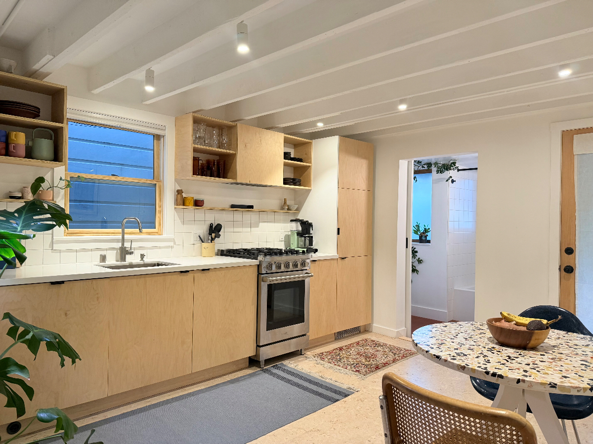 Cute one bedroom garden apartment in great location - Photo 1