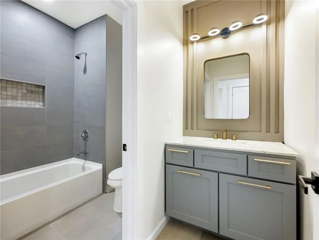 Amazing Home on the Upper west side - Photo 6