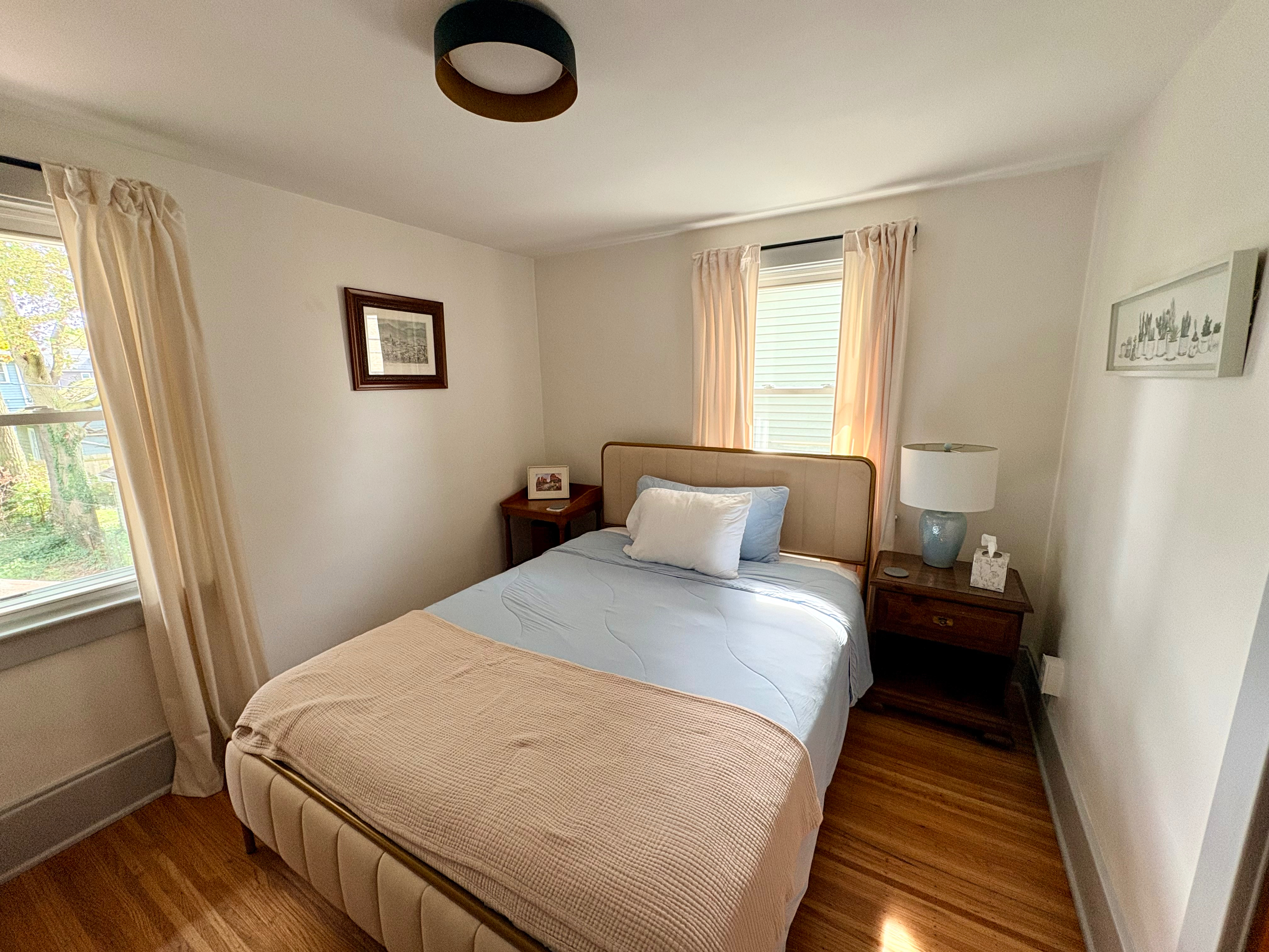 Convenient and Cozy Home - 2 Bedroom & 1 Bathroom - Photo 1