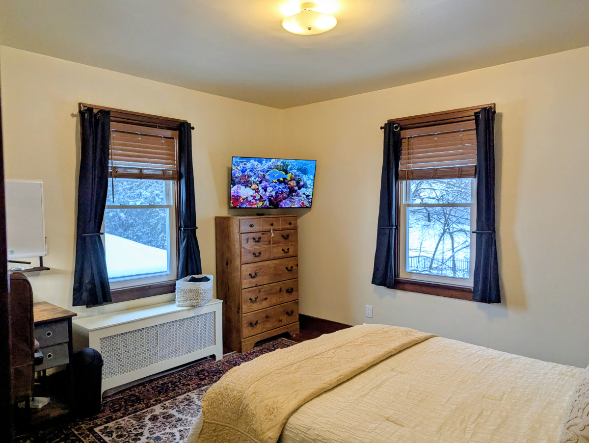 Room 1 Back - Photo 2