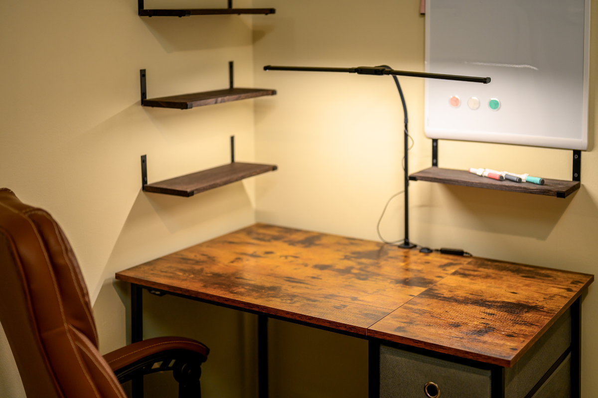 Room 1 Back - Photo 4