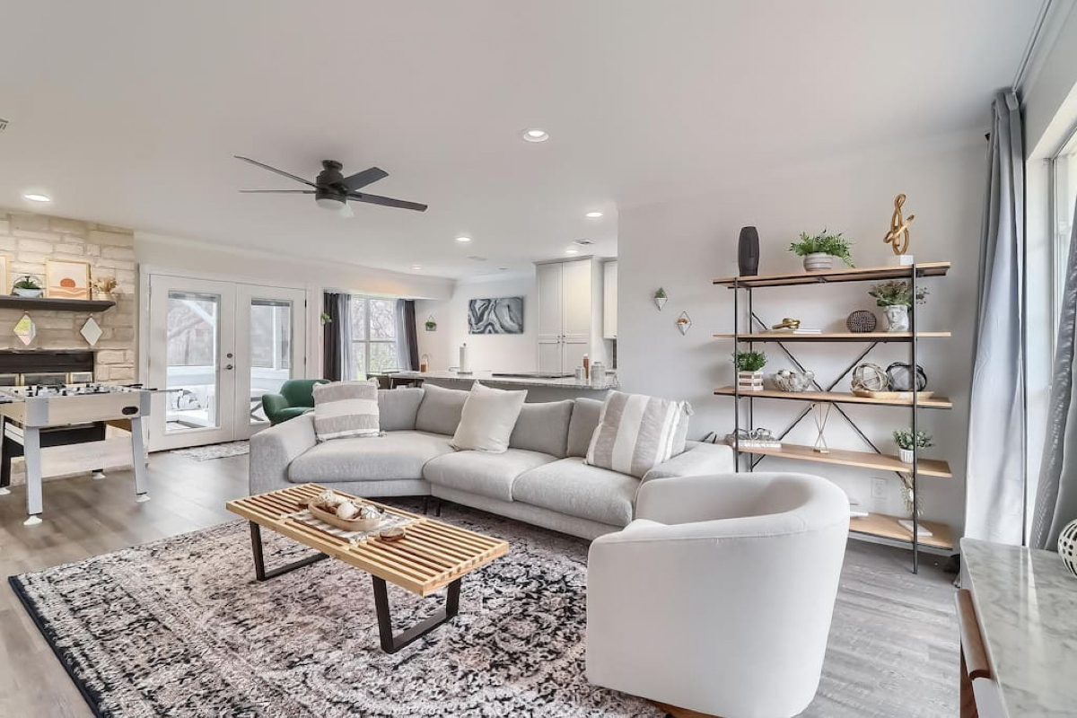 Stunning Round Rock Haven - Exquisite, Upgraded Home with Backyard Oasis - Photo 7