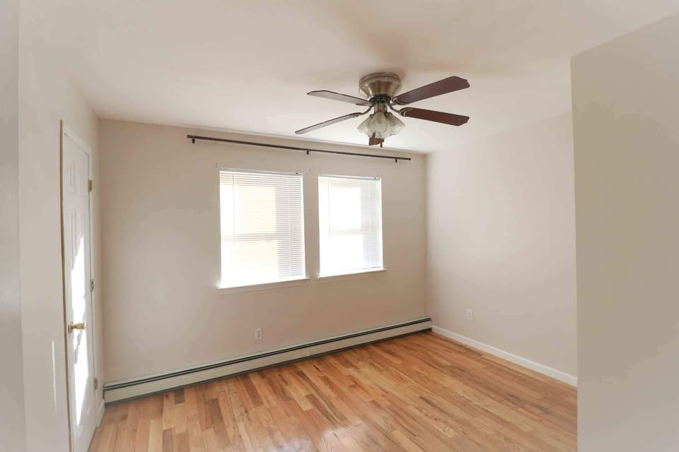 40 Main House - Photo 2