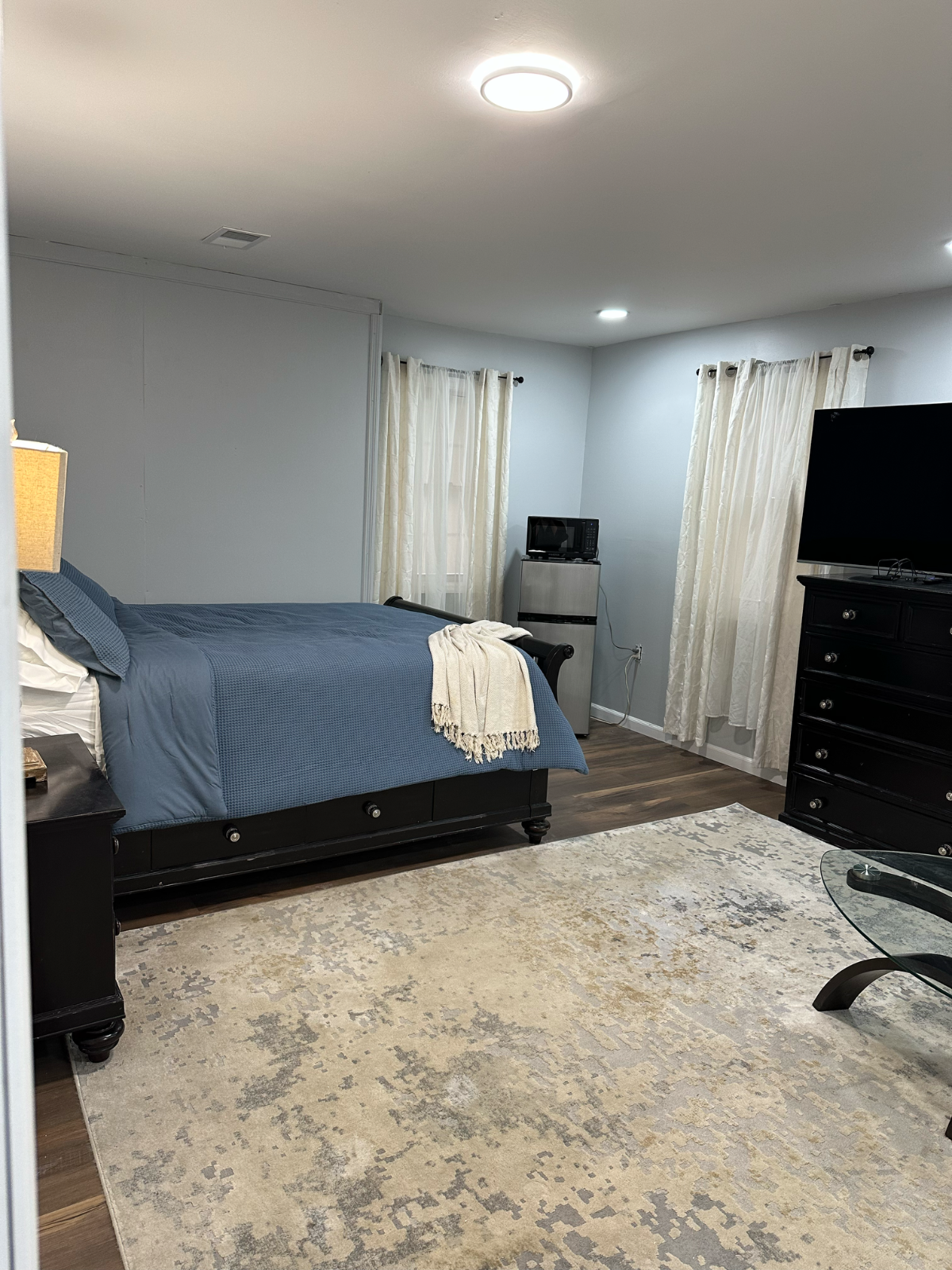 Modern studio with shared amenities