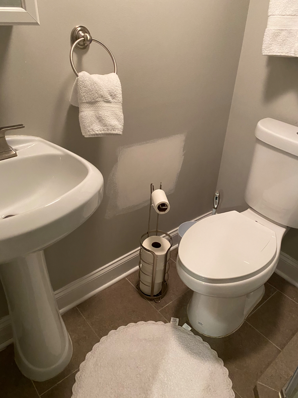 Capitol Hill Home w/Parking, Washer/Dryer, and Maid Service - Photo 8