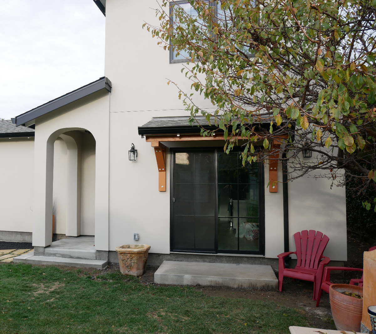 Beautiful New 1 Bed/Bath in Rose Garden Neighborhood - Photo 2