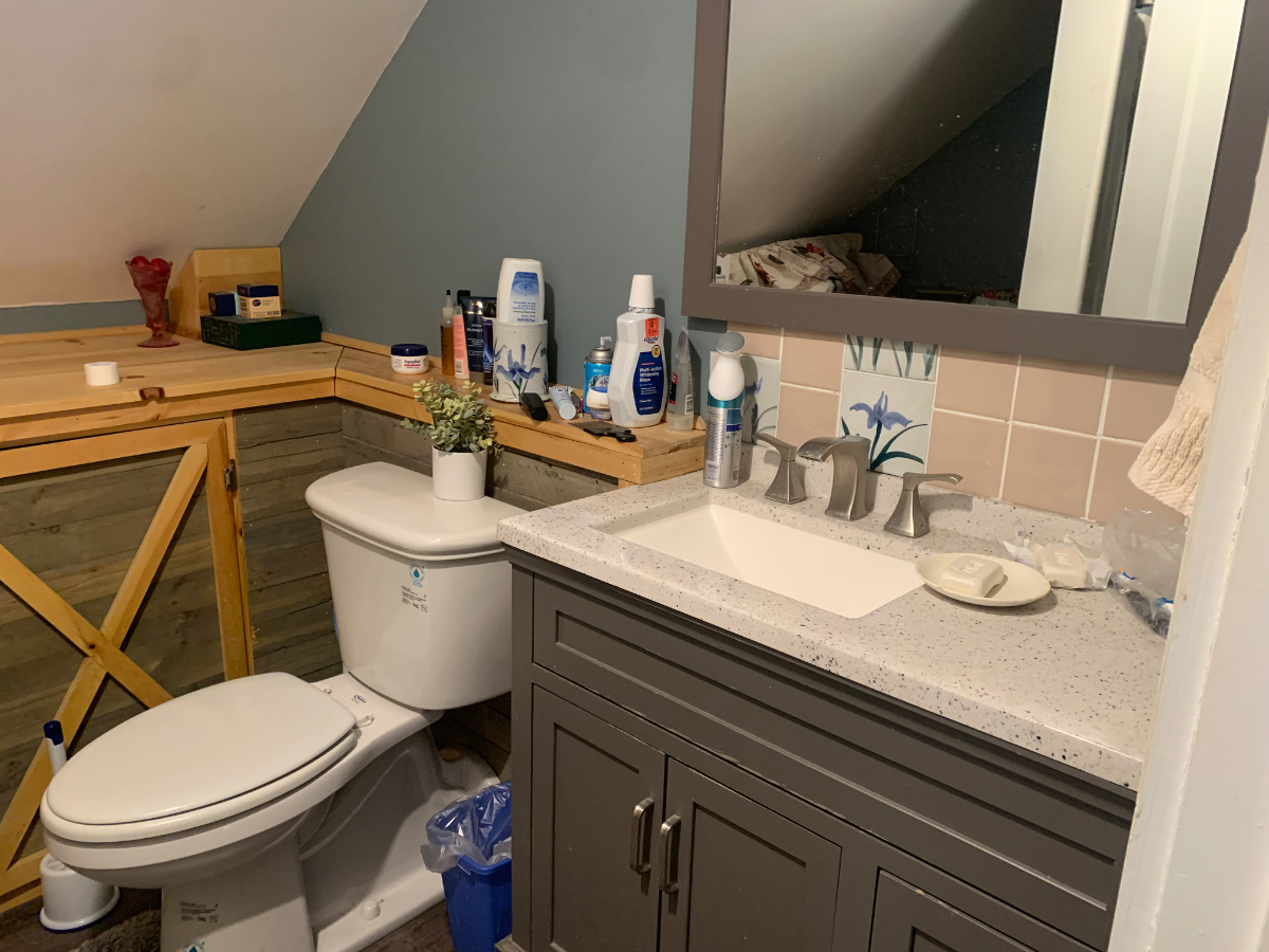 Room in house - Photo 2