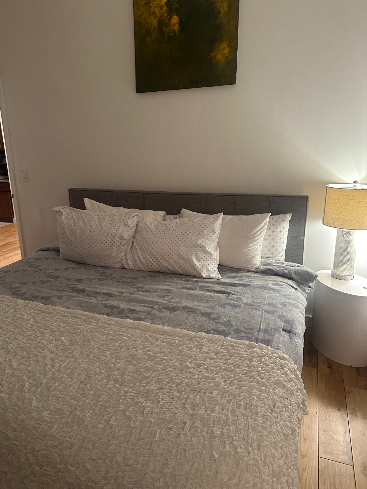 Beautiful well appointed  one bedroom apartment close to hospitals - Photo 10