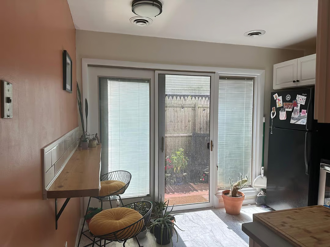 Cozy Troy 2 BR - Photo 2