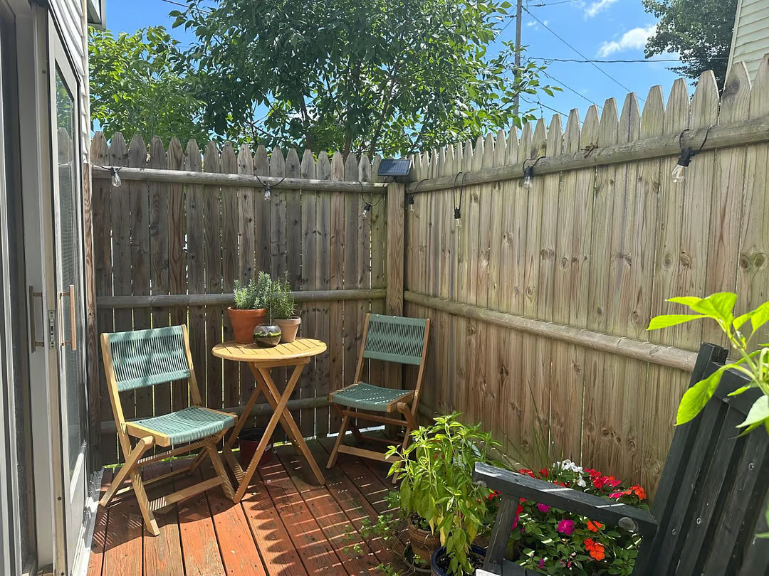 Cozy Troy 2 BR - Photo 6