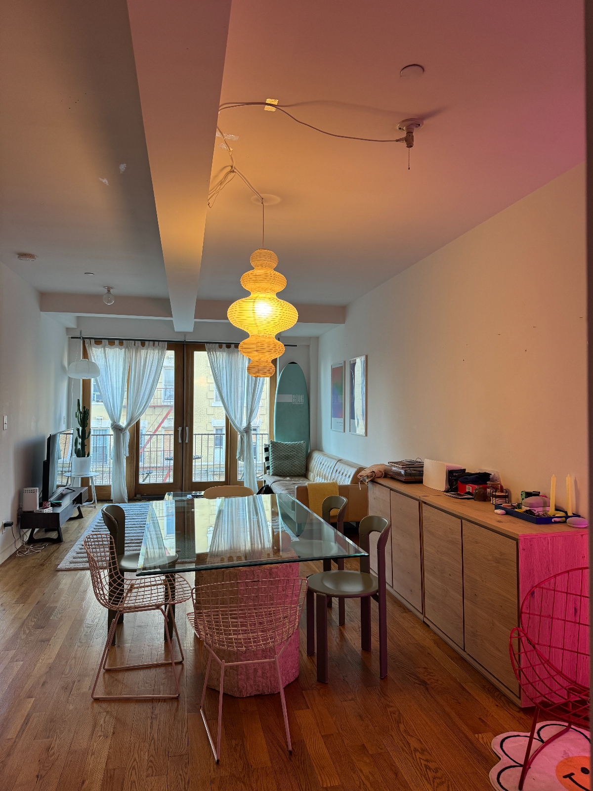 Williamsburg Post-Modern 2B 1BA - Photo 2