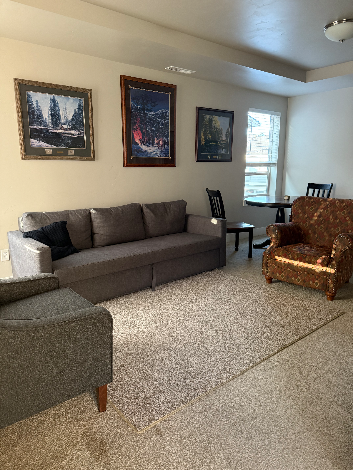 Private Rental Unit with Bedroom, Loft Area, Bath and Office Nook. - Photo 5