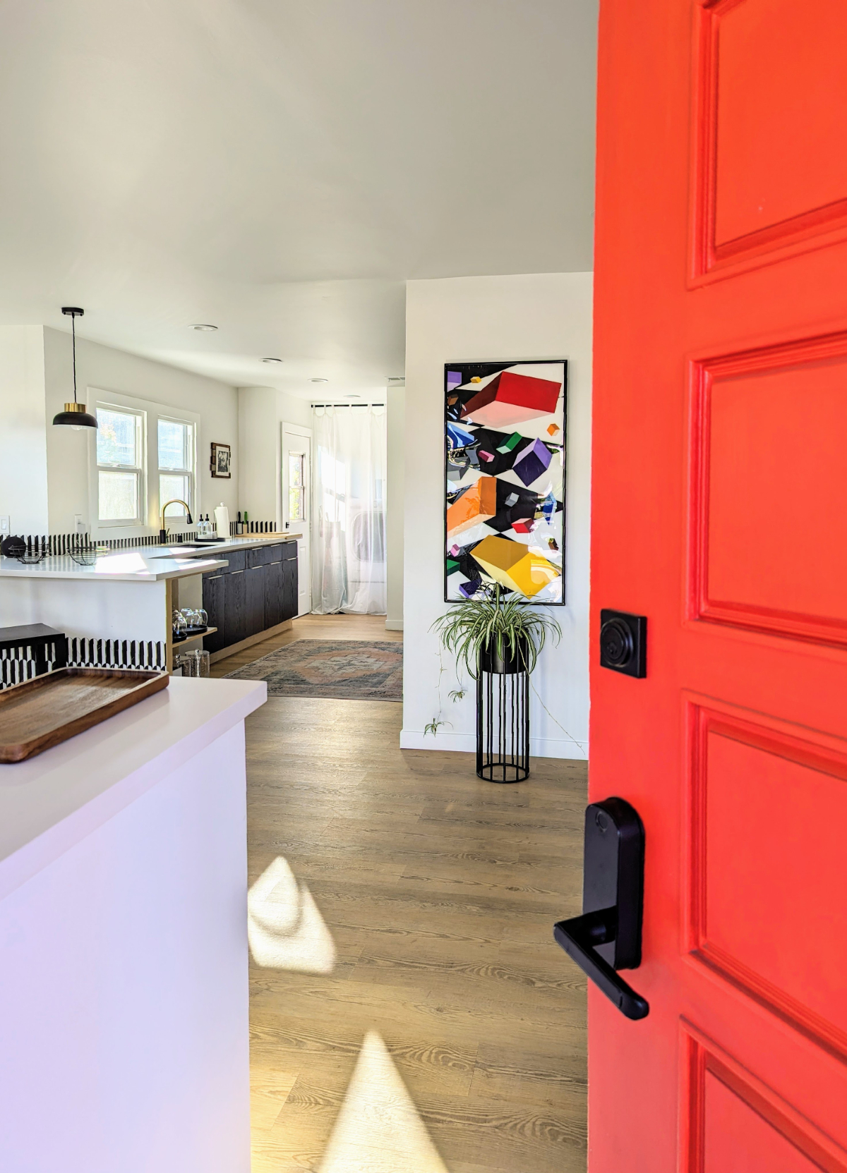 Furnished 3BR LA Home | Yard, Parking & Pet Friendly - Photo 2