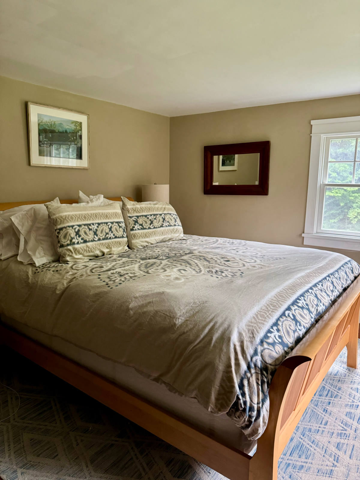 2BR 1 1/2 Bath 10 minutes to Copley Hospital - Photo 8