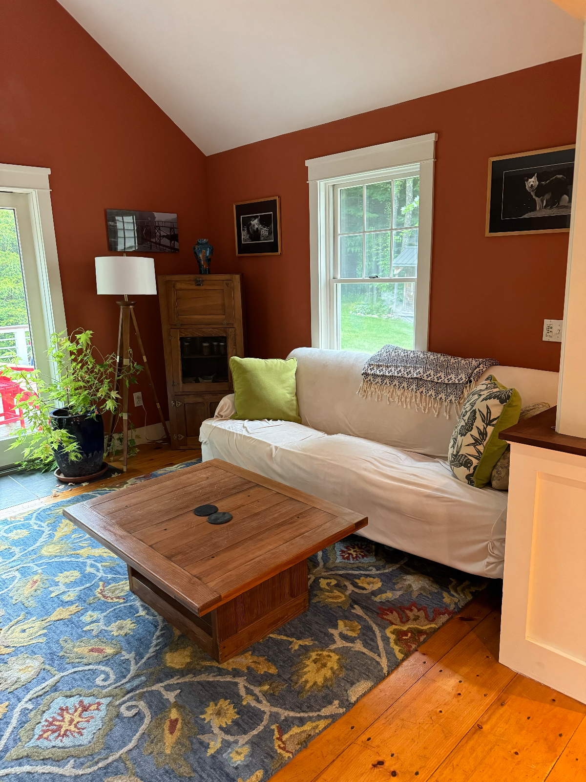 2BR 1 1/2 Bath 10 minutes to Copley Hospital - Photo 6
