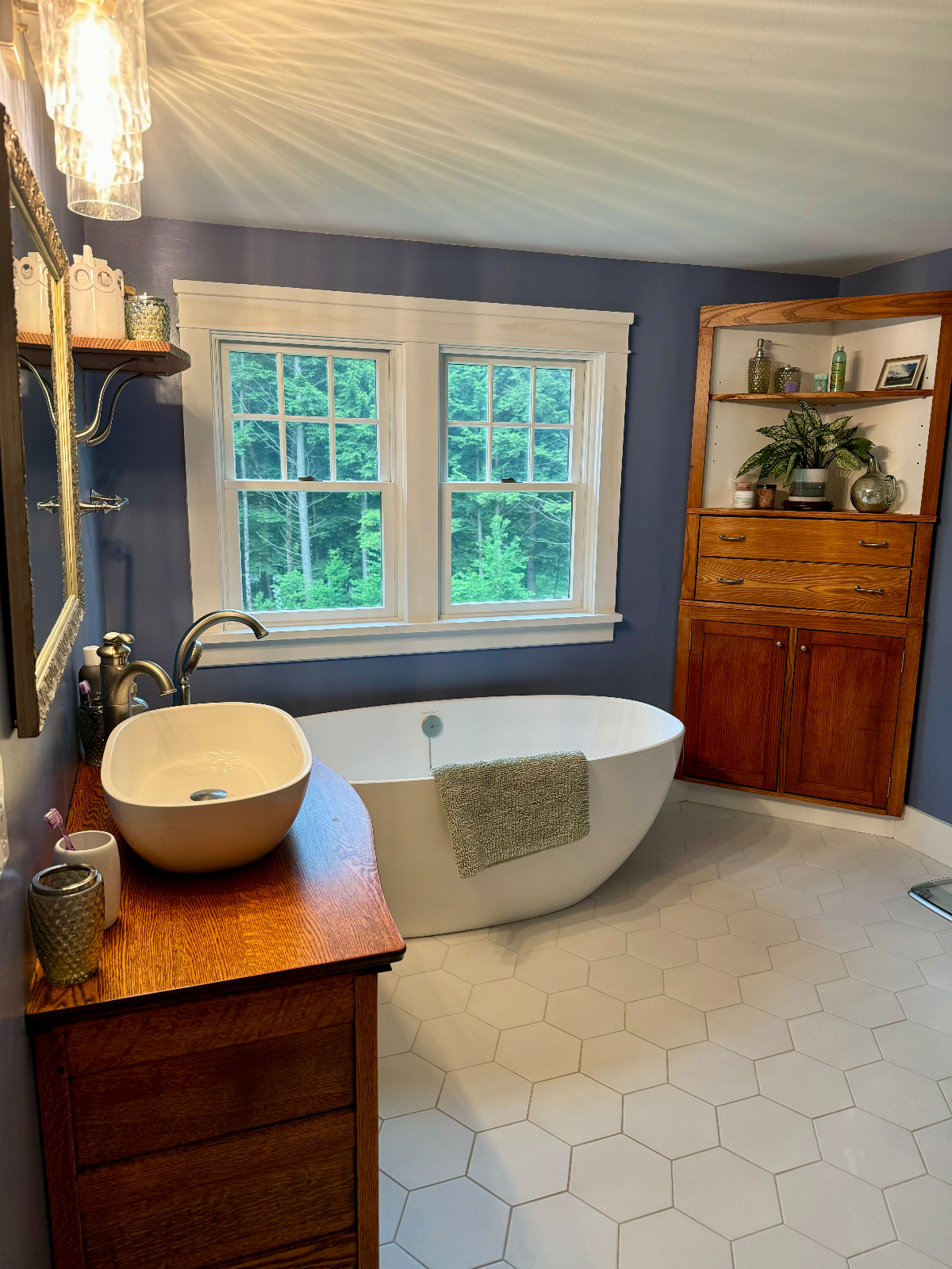 2BR 1 1/2 Bath 10 minutes to Copley Hospital - Photo 11