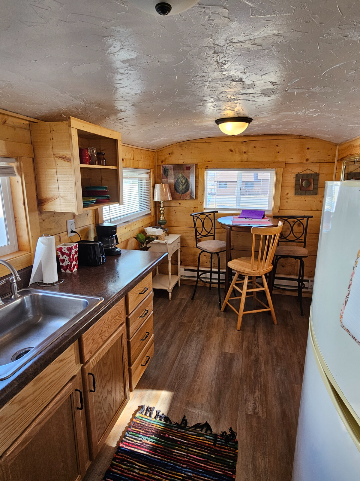 Unit 12 - Serene 1BR The Cabin Apartment in Dresba