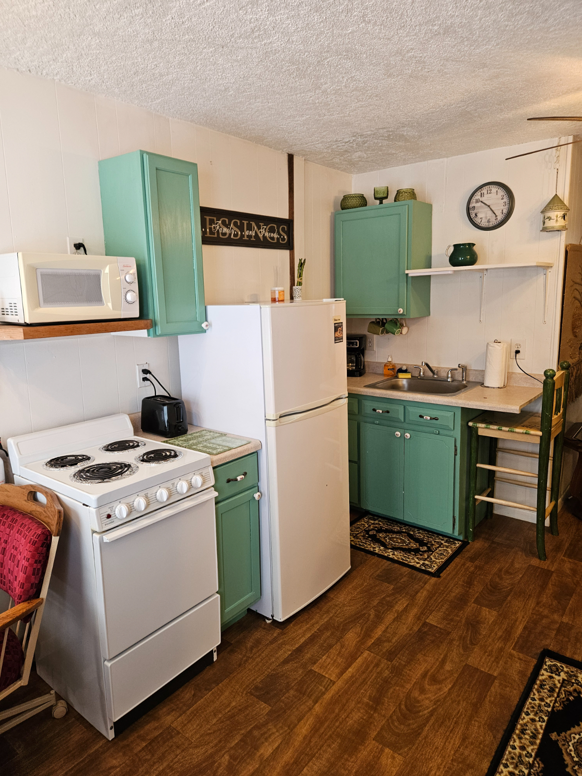 Unit 7 - Idyllic 1BR Apartment with Ho