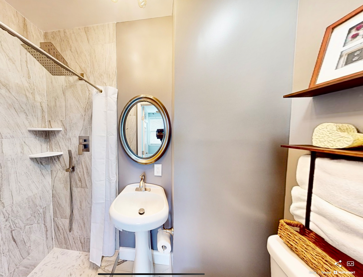 Special offer-1175.00 NO UTILITY COSTS-reserved parking available, 1 block from public transportatio - Photo 8