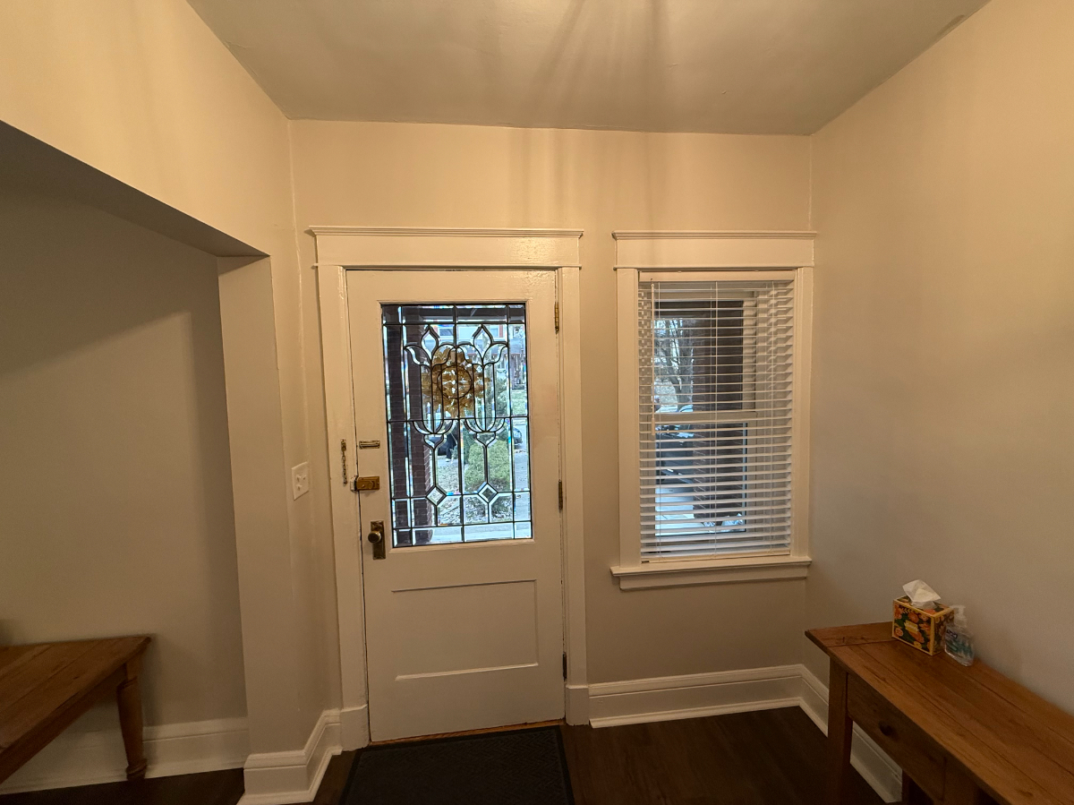 Hyde Park 2 Bedroom 1 Bathroom - Photo 3