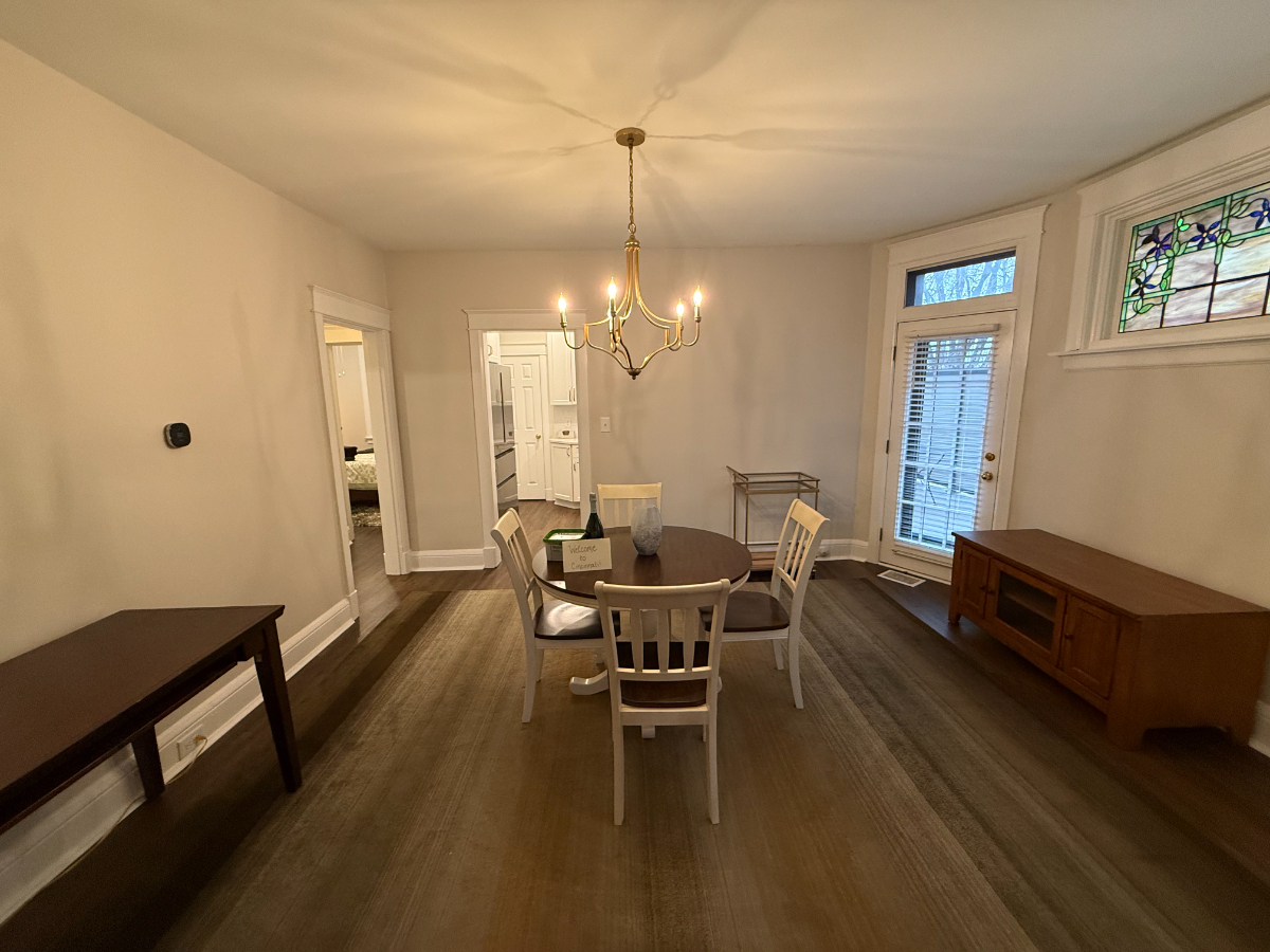 Hyde Park 2 Bedroom 1 Bathroom - Photo 6