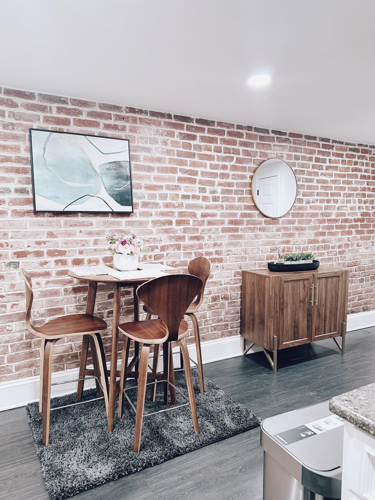 Chic Retreat Near Capitol Hill with Office Space & SoulCycle Bike - Photo 7
