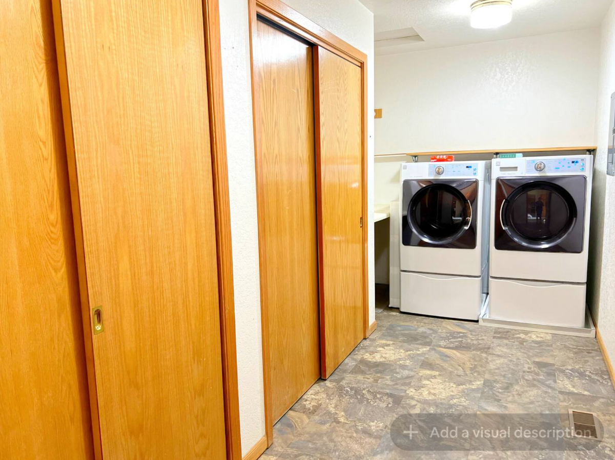WOW-Perfect for Contractors- Private 1BR/1BA w/ Private Entrance- Only 40.00 a night - Photo 7