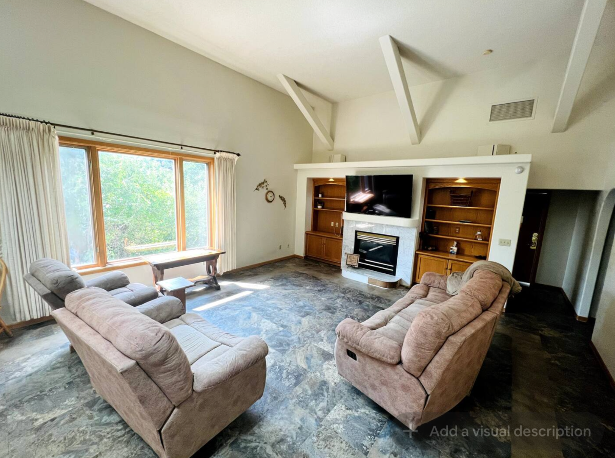 WOW-Perfect for Contractors- Private 1BR/1BA w/ Private Entrance- Only 40.00 a night - Photo 1
