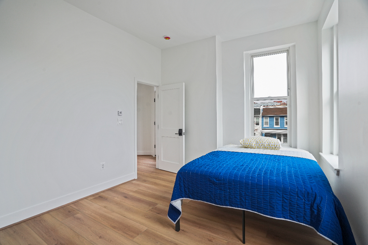 Luxury Living at Capitol Hill Co-Living - Photo 7