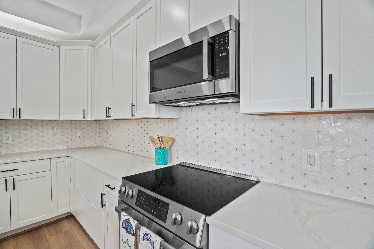 Luxury Living at Capitol Hill Co-Living - Photo 4