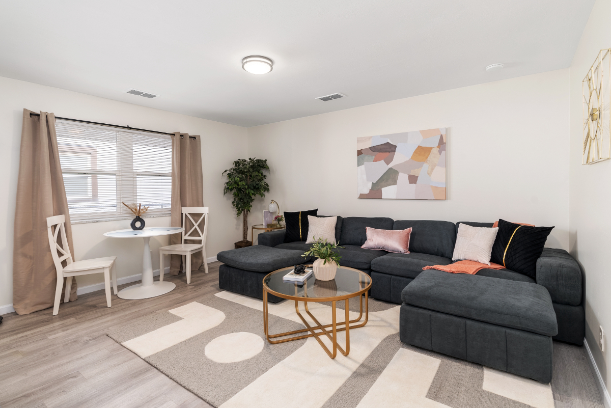 Orchard Arc - 2BR 1BA Apt near NCH