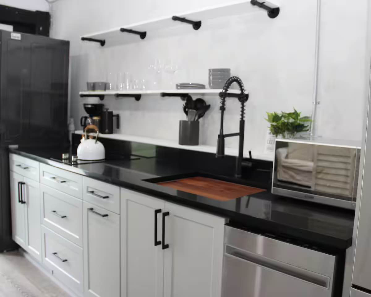 Pet Friendly 400 sq ft Caraway Studio Catskill Views - Photo 4