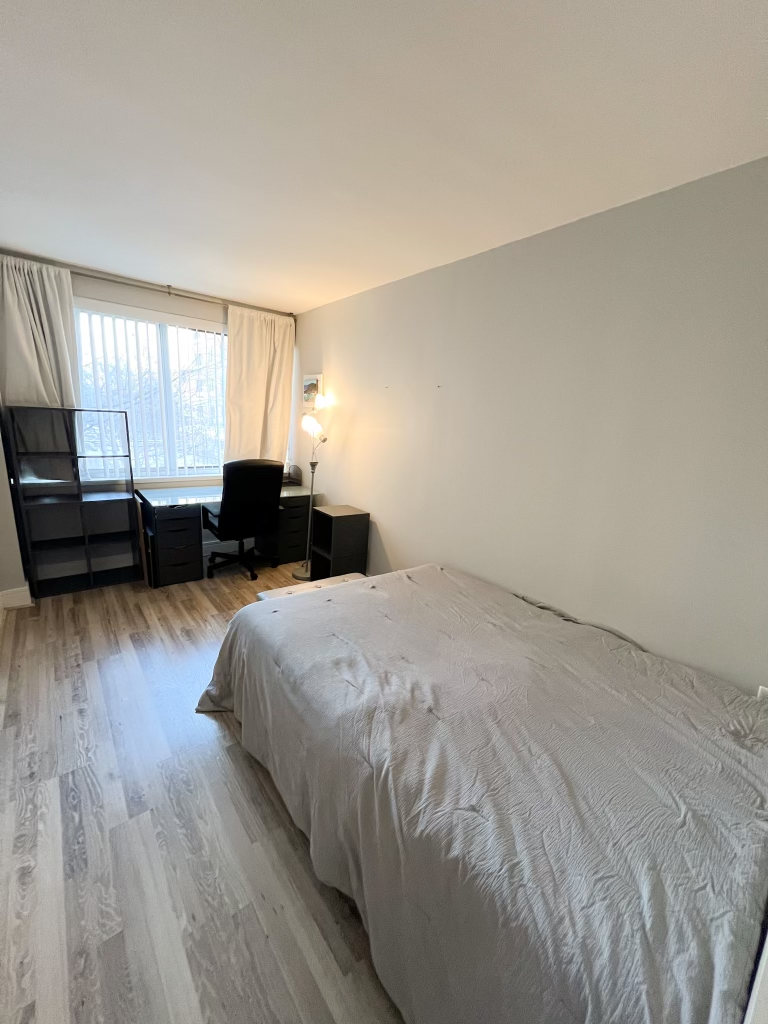 1 Bedroom, 1 Bath Condo - Photo 3