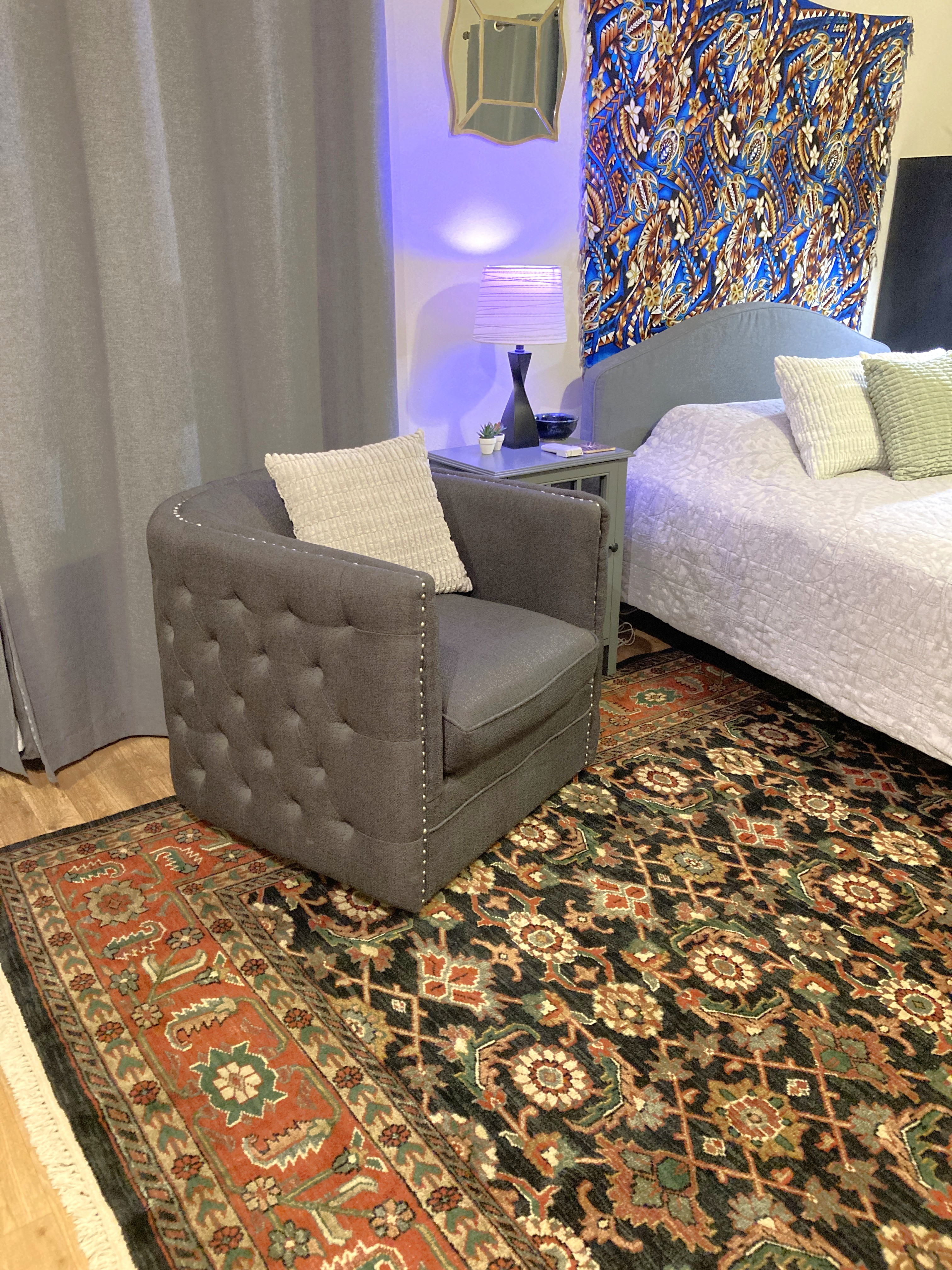 West Plaza Furnished Studios Unit 2W - Photo 2
