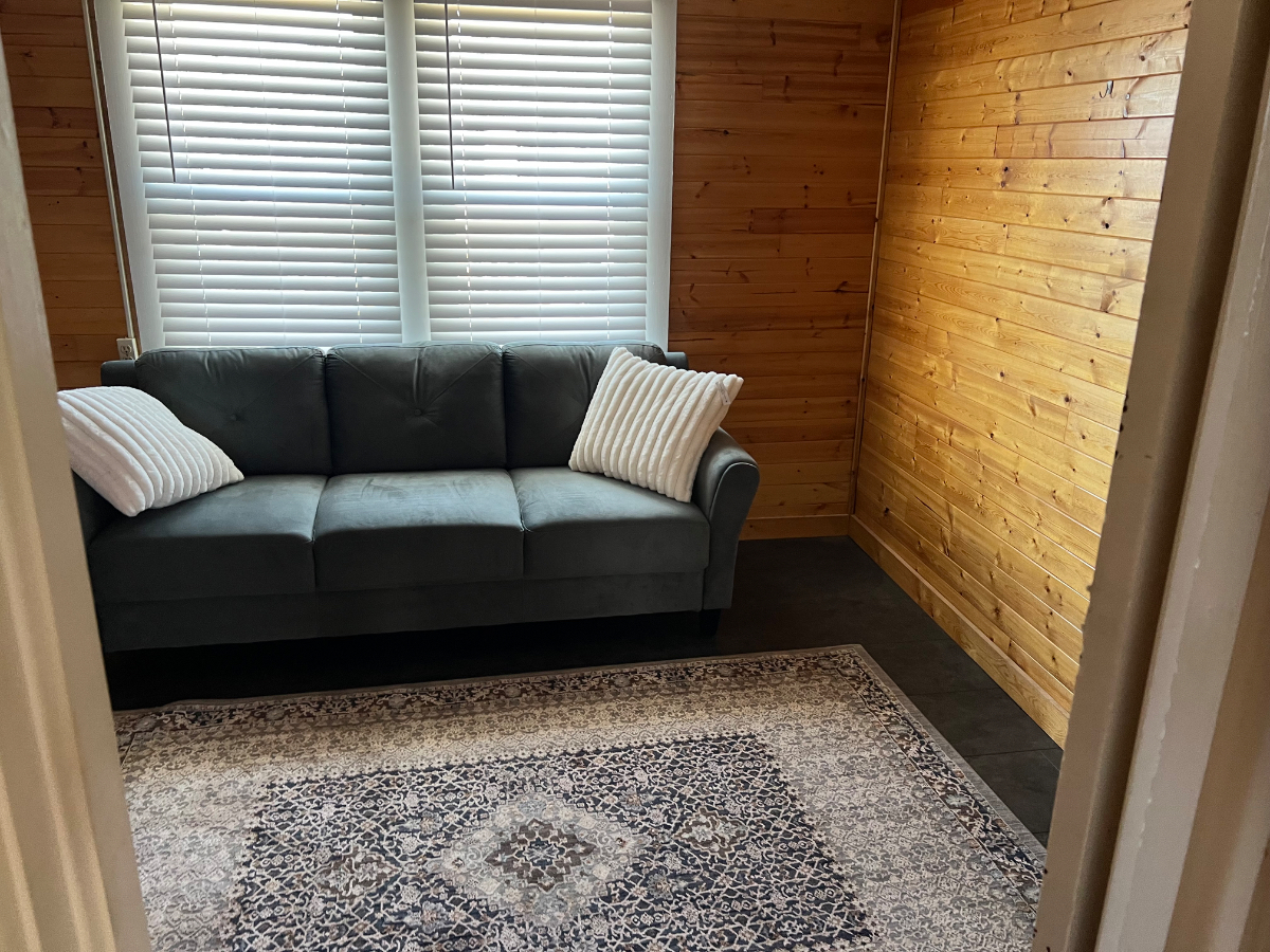 Room No. 1  with shared bathroom - Photo 7
