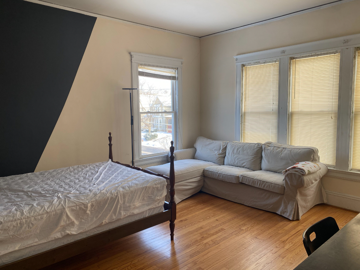 Spacious rooms close to hospitals - Photo 2
