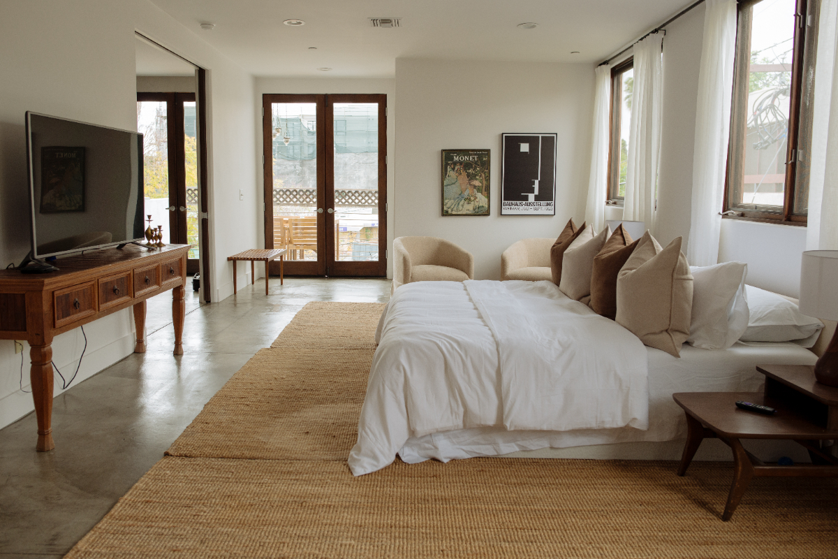 West Hollywood Penthouse Loft - 303
