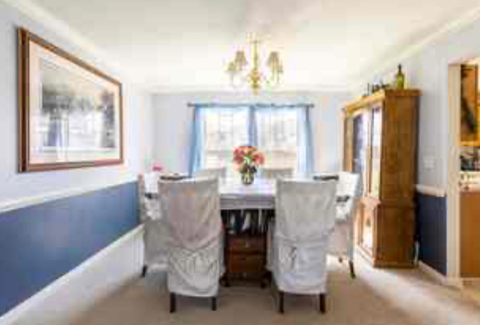 Relaxing Home In Clay With Home Theater - Photo 4