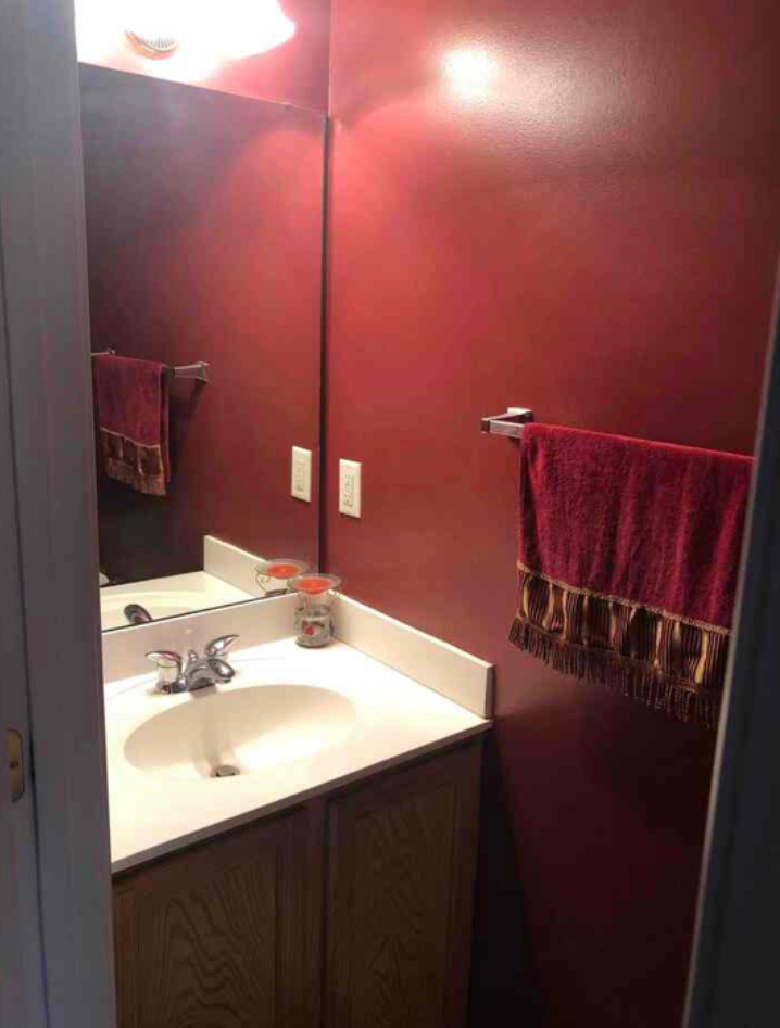 Relaxing Home In Clay With Home Theater - Photo 8