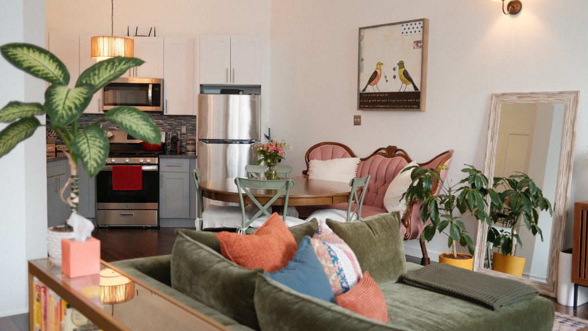 AVAIL Jan 1st,2027 - Pet Friendly + MASSIVE, Whimsical and Meticulously Maintained Loft Prime Willia - Photo 6