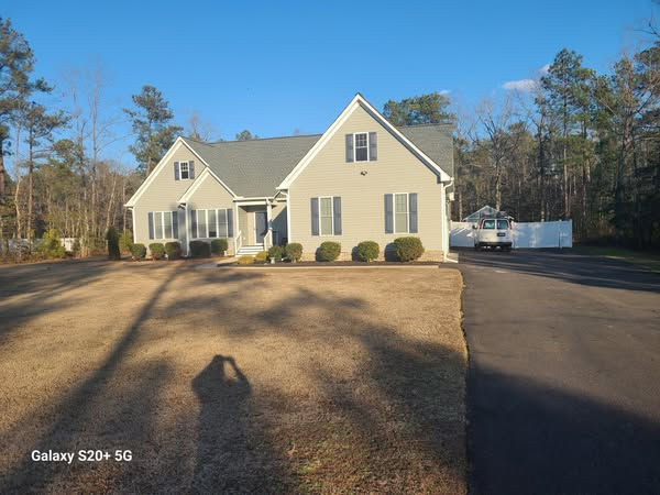 Spacious Room for Rent in quiet neighborhood - Photo 2