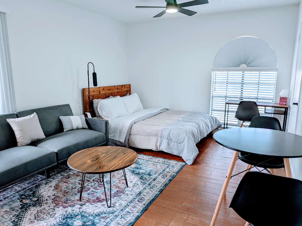 Hyde Park Ground Floor Studio Apartment - Photo 2
