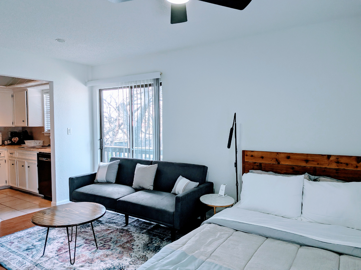 Hyde Park Ground Floor Studio Apartment - Photo 4