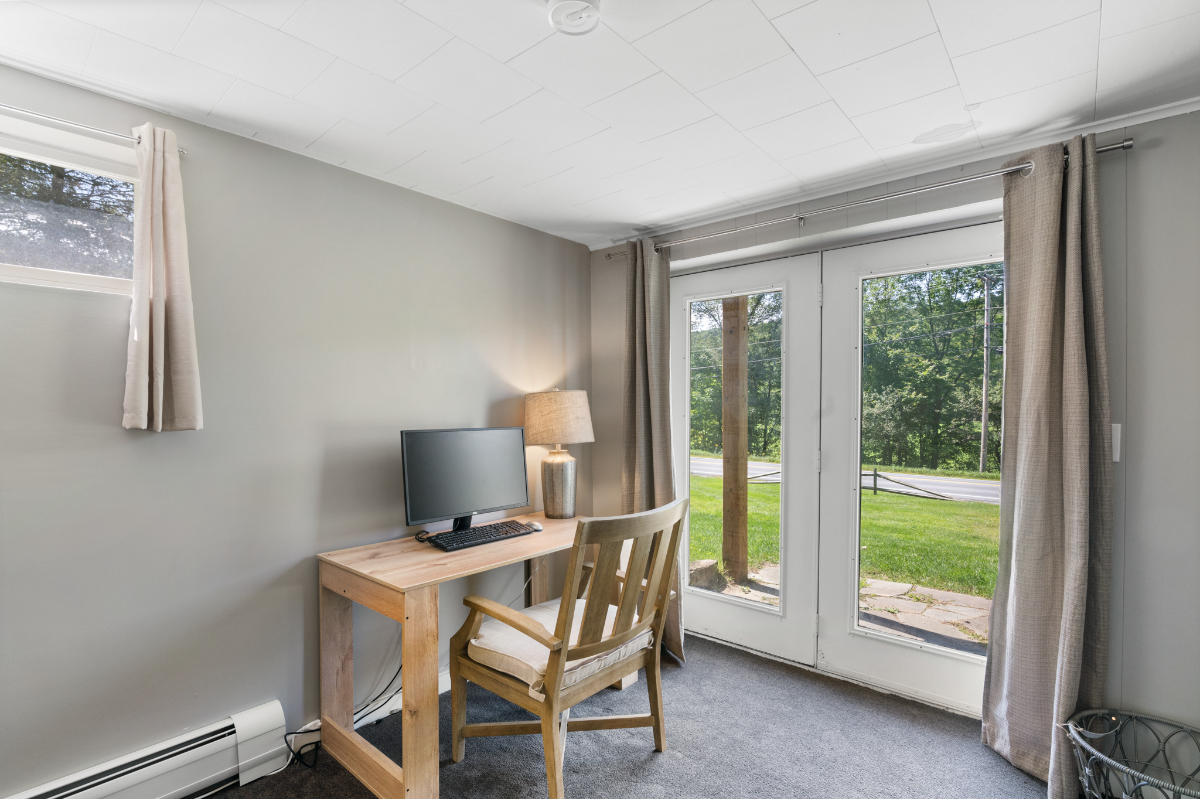Winter Seasonal Rental Apartment in Wilmington VT - Photo 6