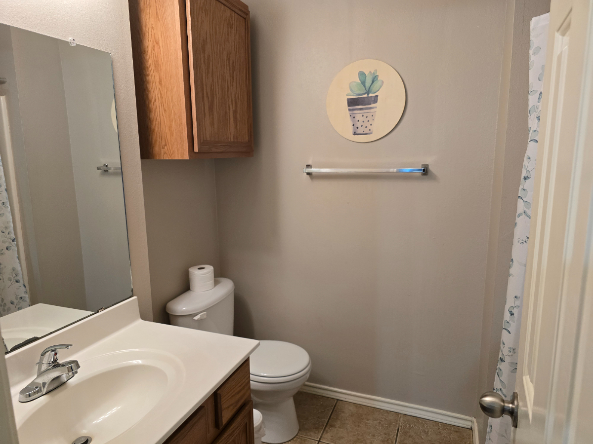 Home Away from Home - Photo 8