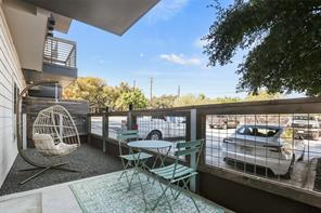 Chic Austin Condo - Modern Comforts & Prime Location - Photo 11