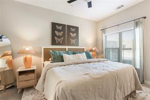 Chic Austin Condo - Modern Comforts & Prime Location - Photo 7