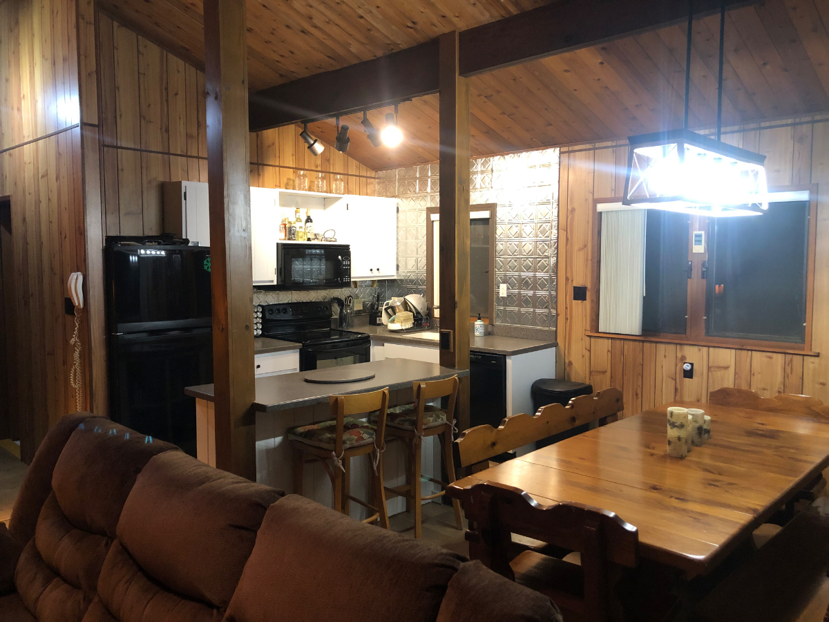 Cozy and rustic townhouse in Pittsfield VT - Photo 12